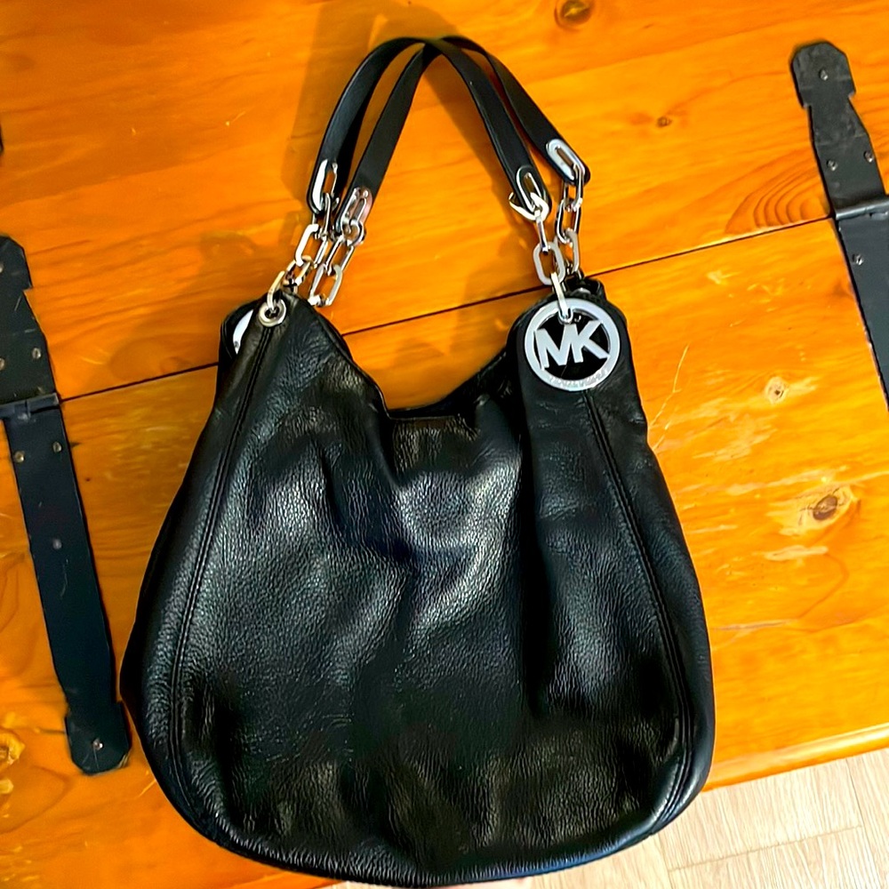 Michael Kors leather shoulder bag